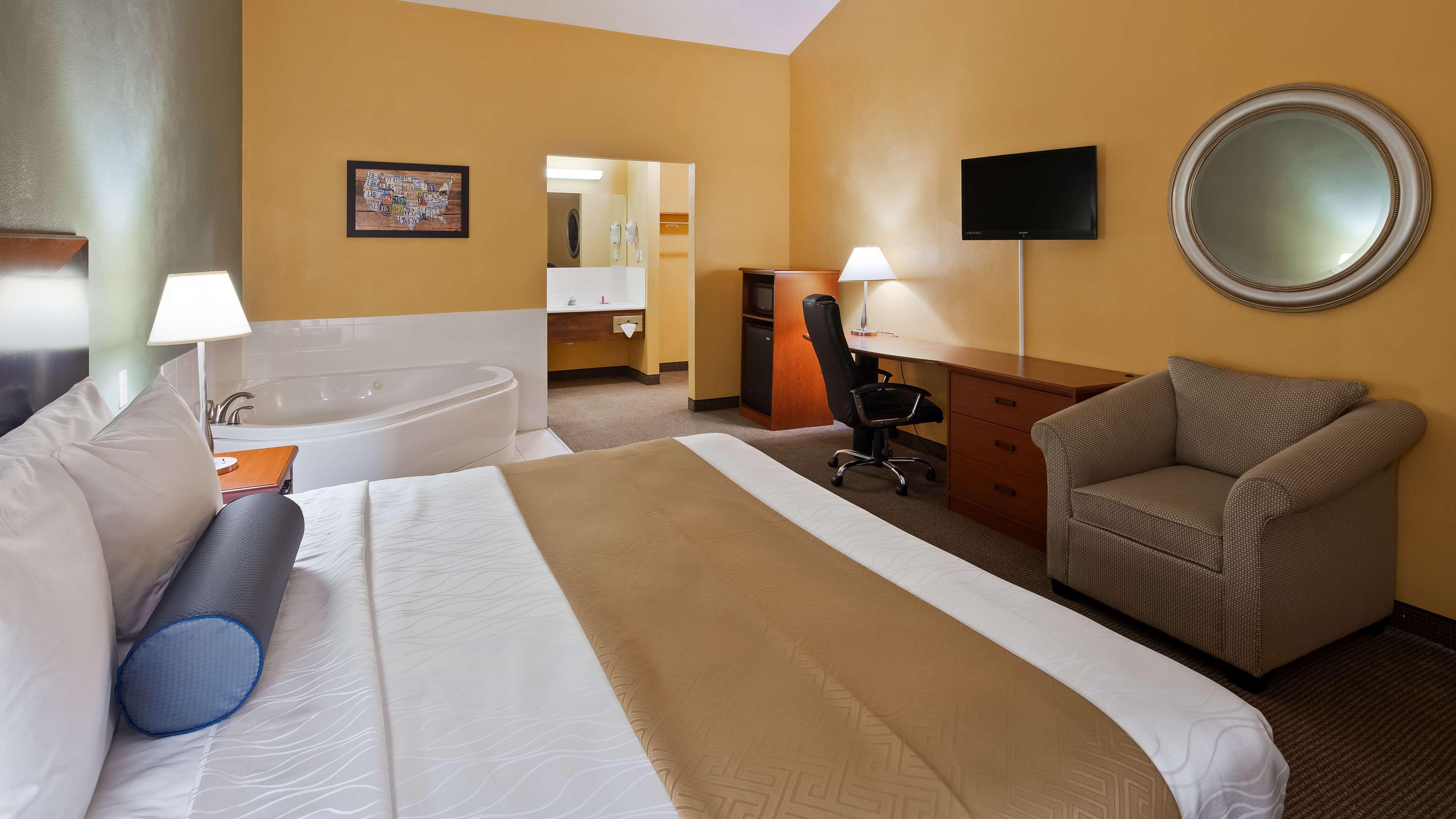 Surestay Hotel By Best Western Greenville Экстерьер фото